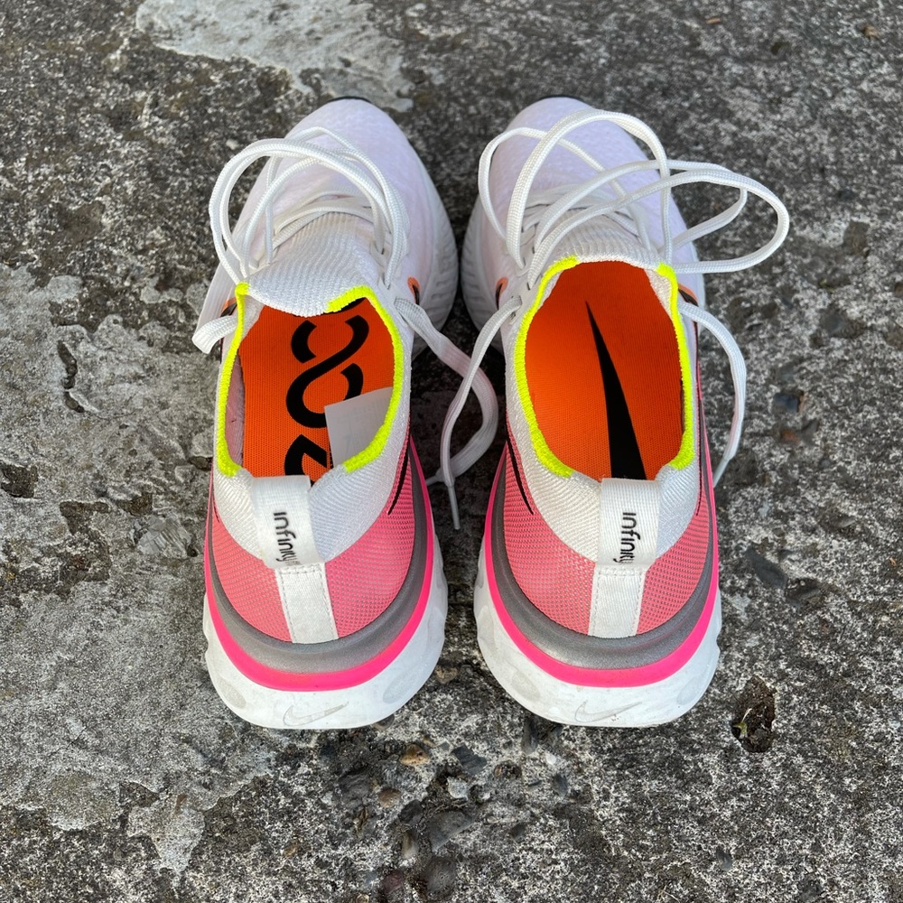 Nike Flyknit React